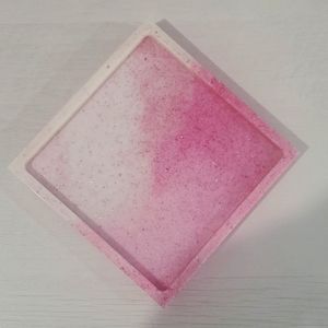 Jewelry holder or coaster or key holder pink/white glitter resin Homemade
